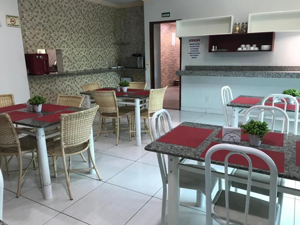 Hotel Oliveira Goiania Bagian luar foto